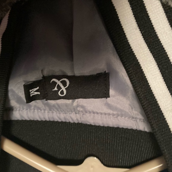 Jacket - Picture 2 of 2